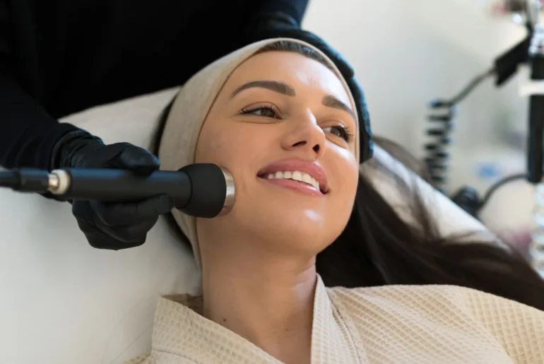 Pros and Cons of Hydrafacial for Skin