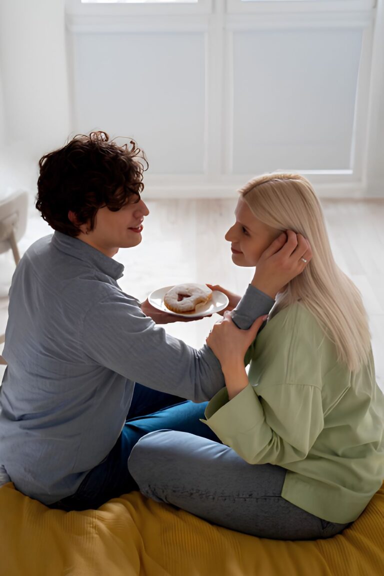 10 Red Flags to Watch Out for When Dating an Older Man